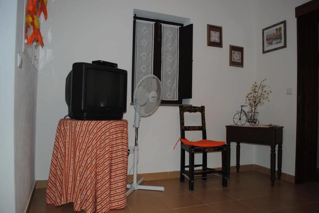 Apartamentos Gharb Diem タヴィラ エクステリア 写真